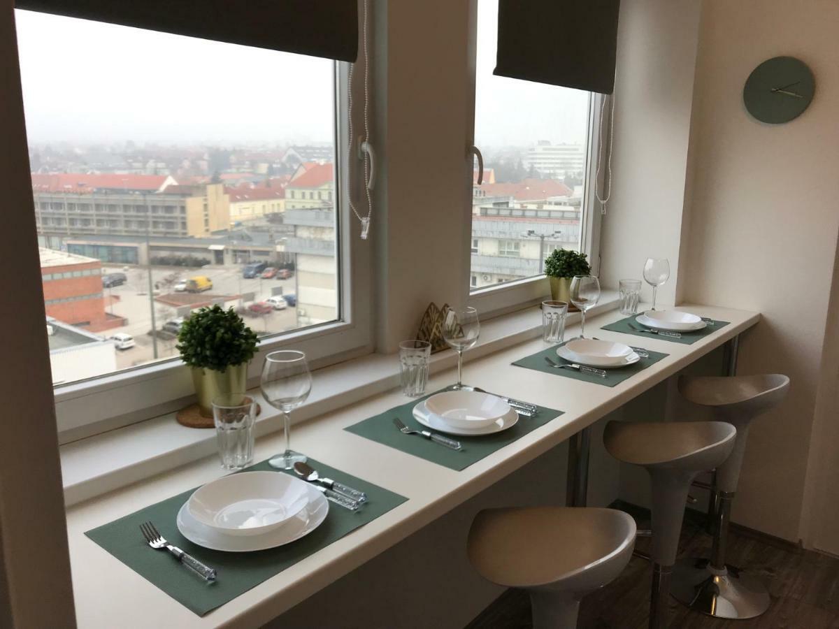 Central Apartments Veszprém Eksteriør billede