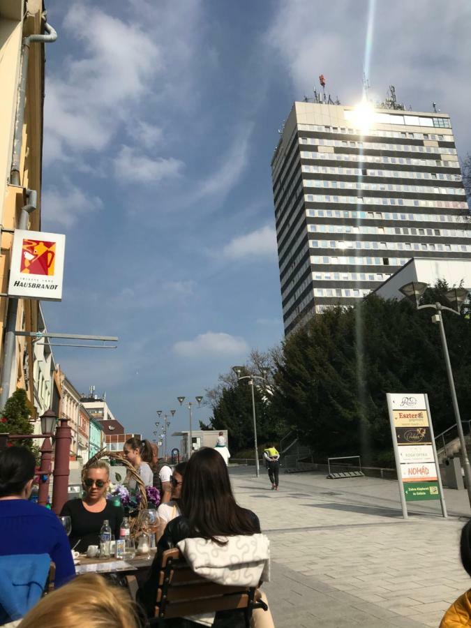 Central Apartments Veszprém Eksteriør billede